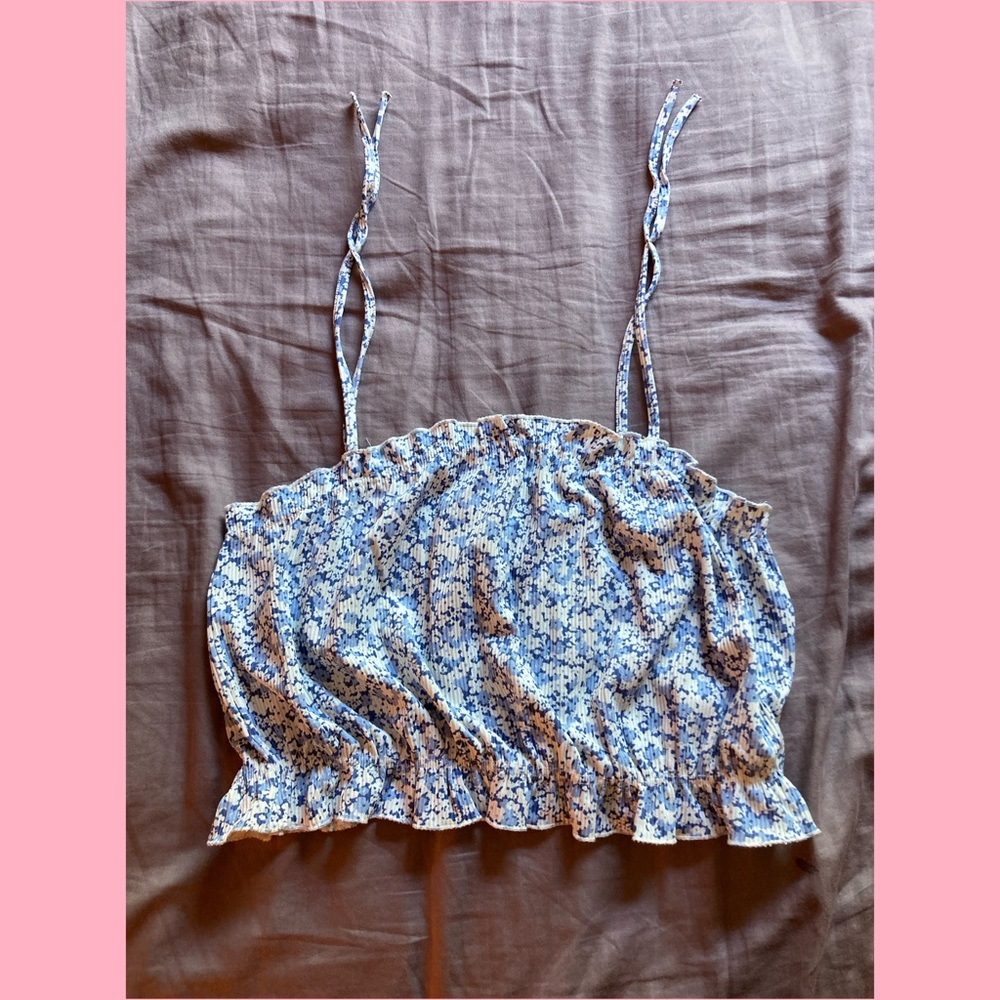 🖤🩵 baby blue floral crop top 🩵🖤